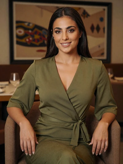 Jordanian professional Layla from Amman seeking life partner for genuine love on LesyaLove