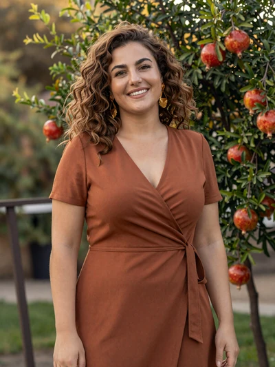 Armenian professional Tatev from Fresno California seeking life partner for genuine love