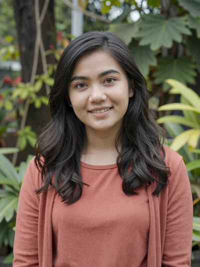Young Singaporean woman Sharifah from Tampines interested in cross-cultural relationship