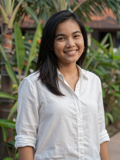 Cambodian single Chantrea from Siem Reap open to international dating