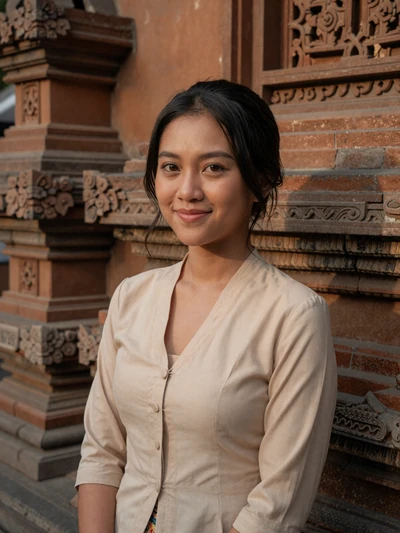 Javanese single Ratna from Yogyakarta interested in finding a devoted partner abroad